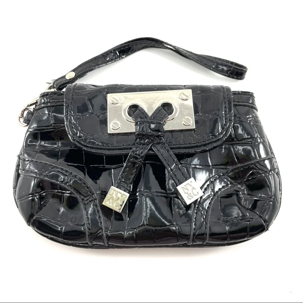 New York & Company wristlet
